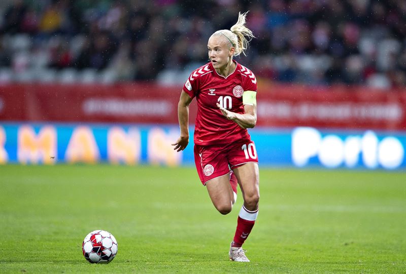 Uni-Swift Gash Football: Unleash Power and Precision on the Pitch