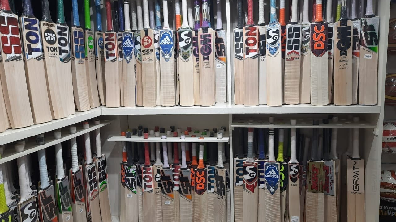 Cricket Fever and Cricket Bats Price in Pakistan