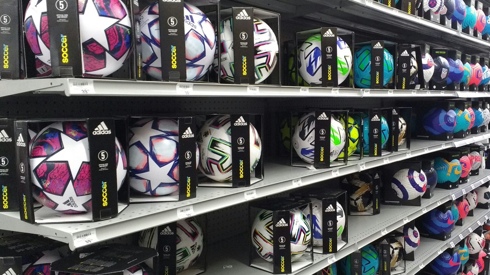 Find Cheap Soccer Balls for Any or Every Match