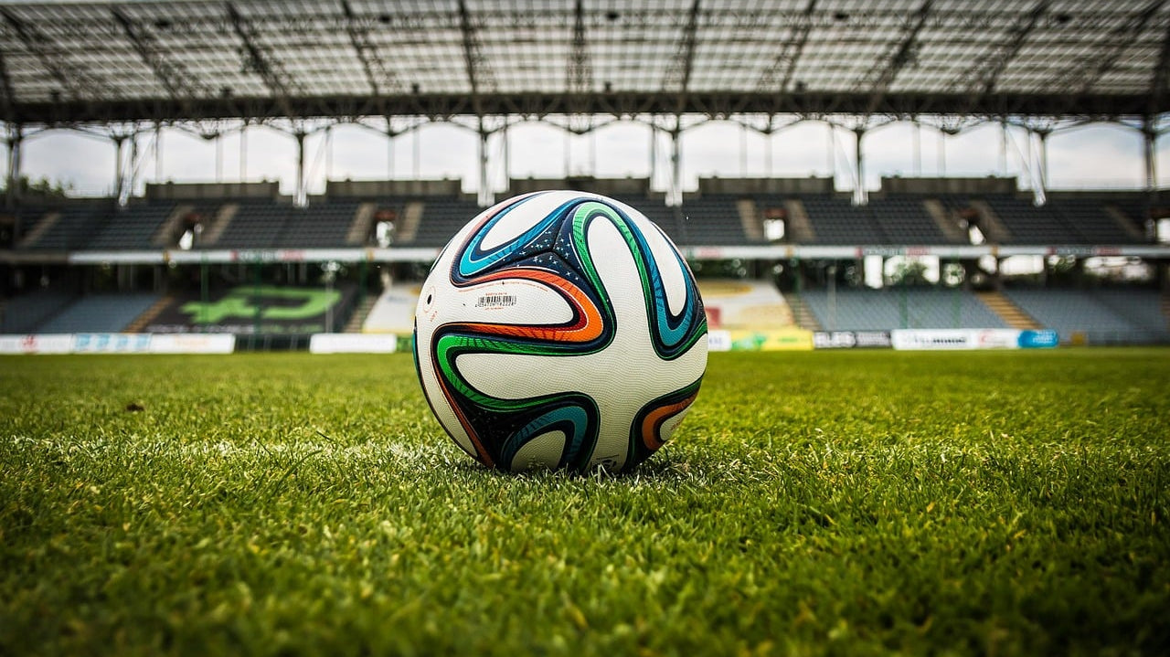 Discover the Best Football that Suits Your Playing Style